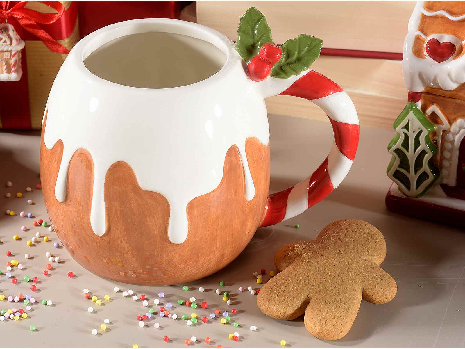 Tazza ceramica 580 ml, manico bastoncino zucchero e bacche