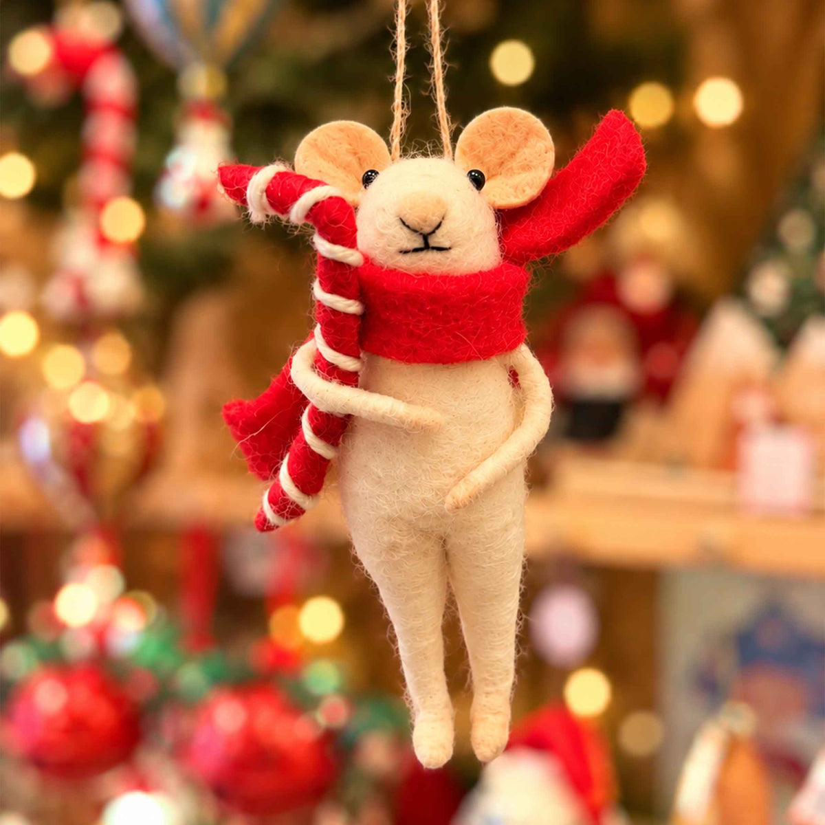 Topolino in feltro con bastoncino di zucchero 🎄 – decorazione da appendere