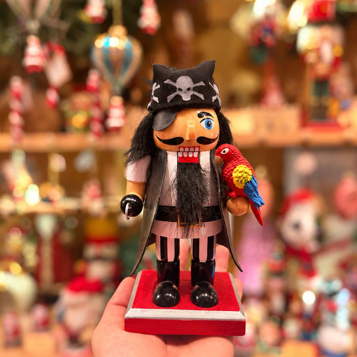 🏴‍☠️ Schiaccianoci Pirata